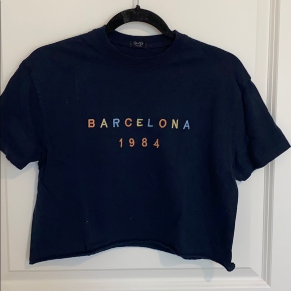 Brandy Melville Tops - BRANDY MELVILLE TEE